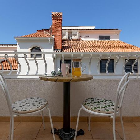 Apartman Klara 2 Makarska Exterior foto
